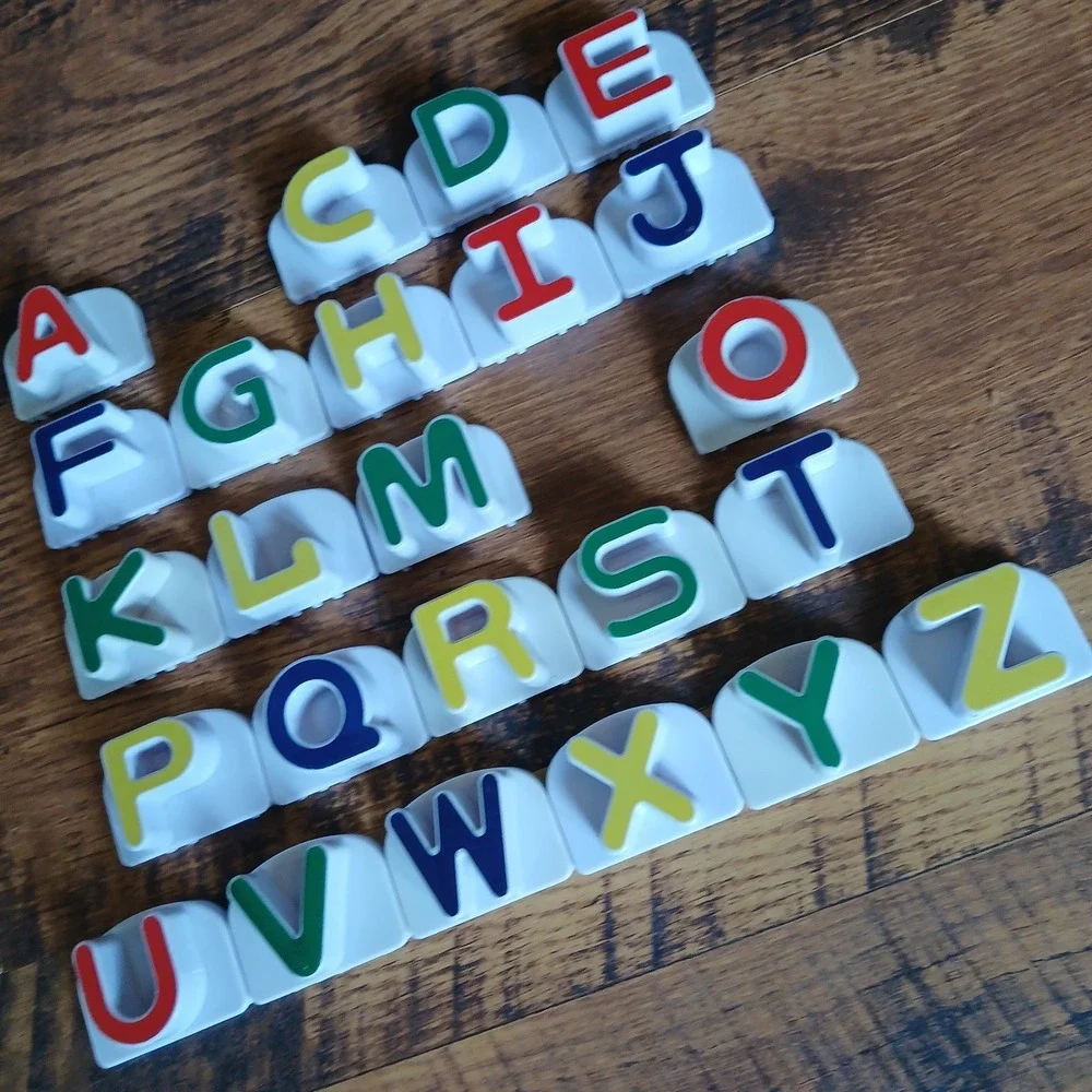 LeapFrog Fridge Phonics Replacement Capital Letters No B/N Magnetic